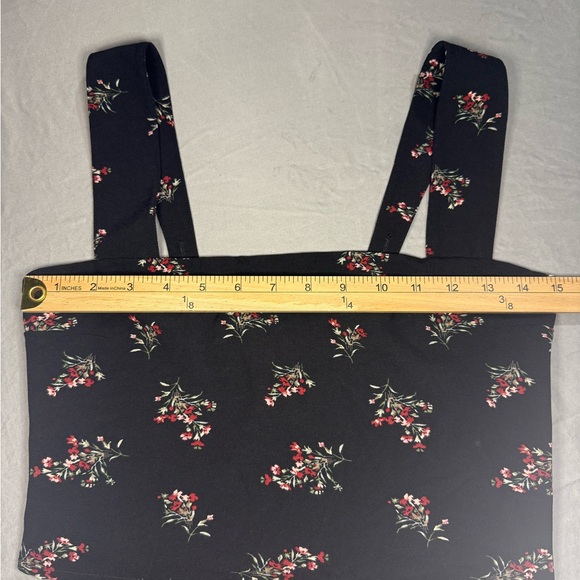 Abercrombie & Fitch Black Floral Smocked Crop Top Square Neck Valentines Day - Picture 12 of 13